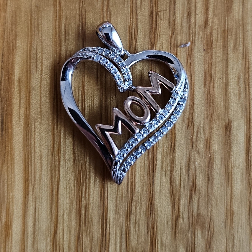 Silver and Rose Gold Heart 'Mom' Pendant. Never Worn. .925 1/10 Carat Weight